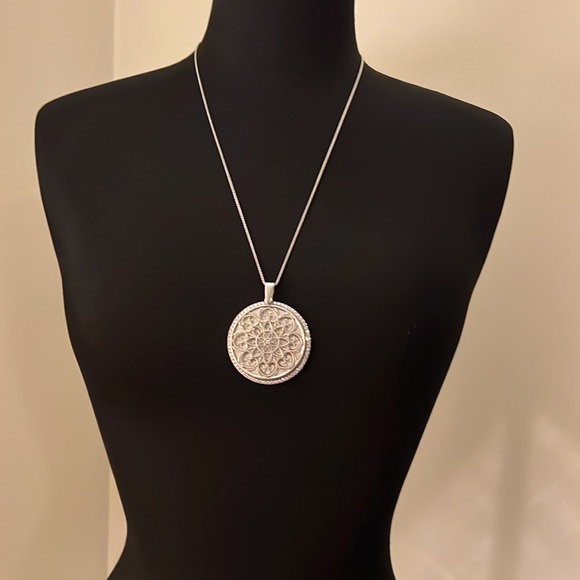 LUX VUE - Picture 8 of 10